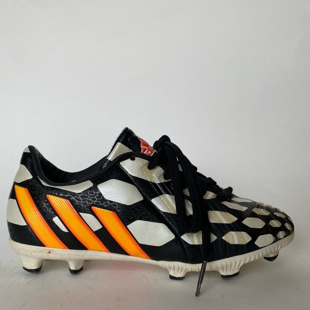 Adidas Absolado predator kids soccer cleat 13.5